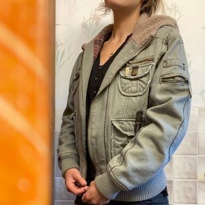 BURTON Aviator Jacket, Army/Olive Green, Medium